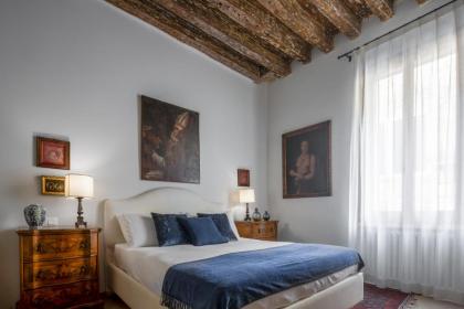 Miracoli Apartment with View on the Canal R&R - image 27